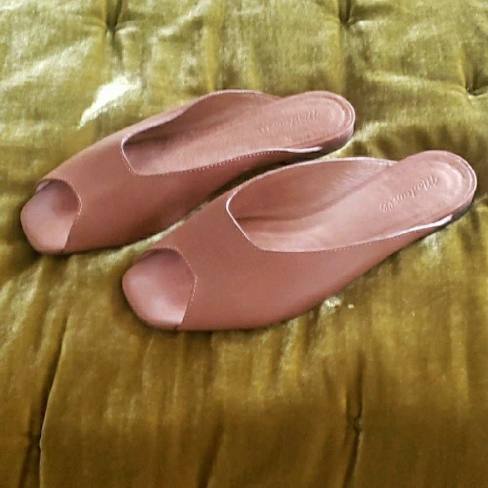 Madewell Slides